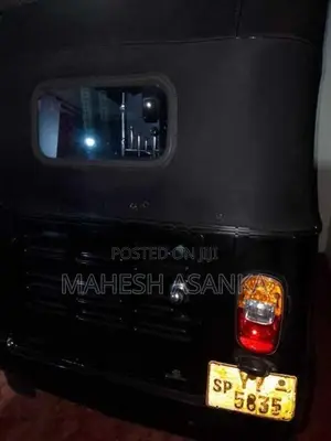 Bajaj RE 2012