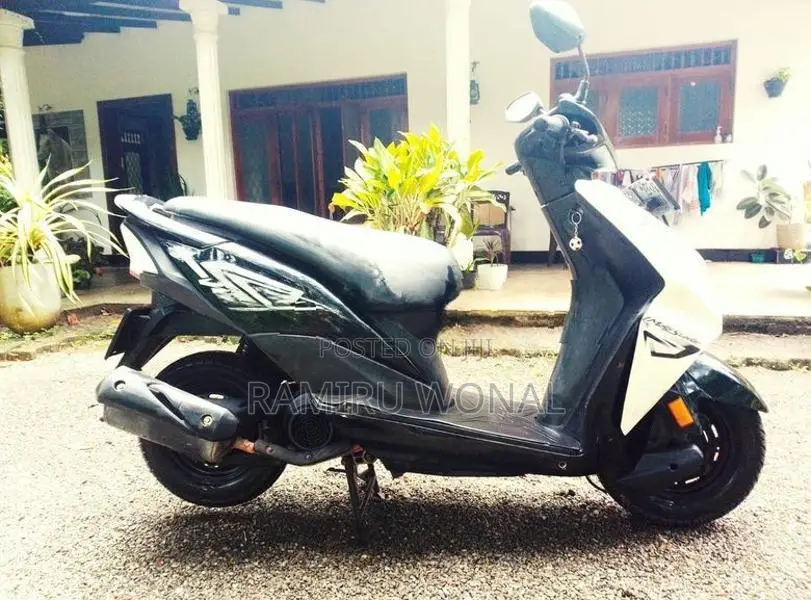 Honda Dio 2017