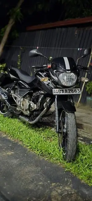 Bajaj Pulsar 150 2013