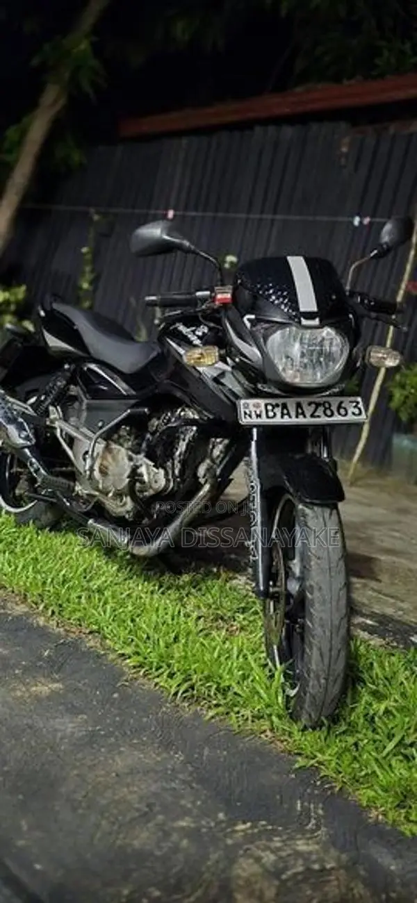 Bajaj Pulsar 150 2013