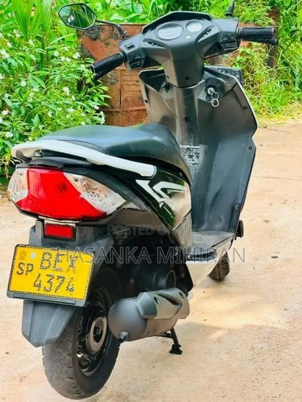 Honda Dio 2017
