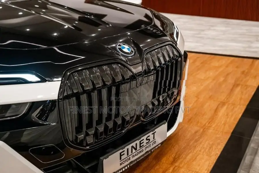 BMW i7 M-Sport Pro 2024