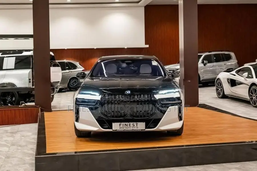 BMW i7 M-Sport Pro 2024