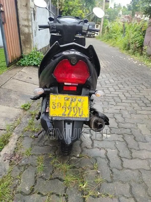Yamaha Ray 2018