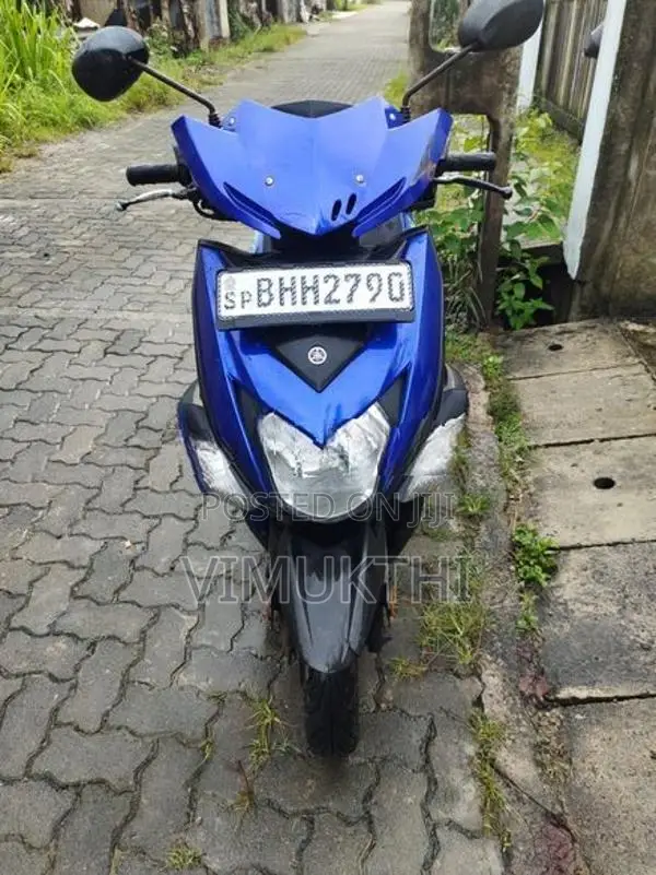 Yamaha Ray 2018