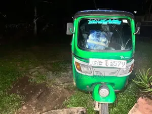 TVS King Three Wheeler 2011