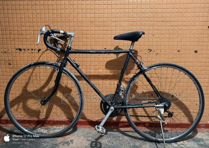 Black Road Bicycle Japanese