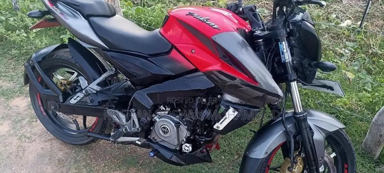 Bajaj Pulsar NS200 2017