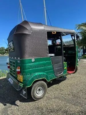Bajaj RE 2006
