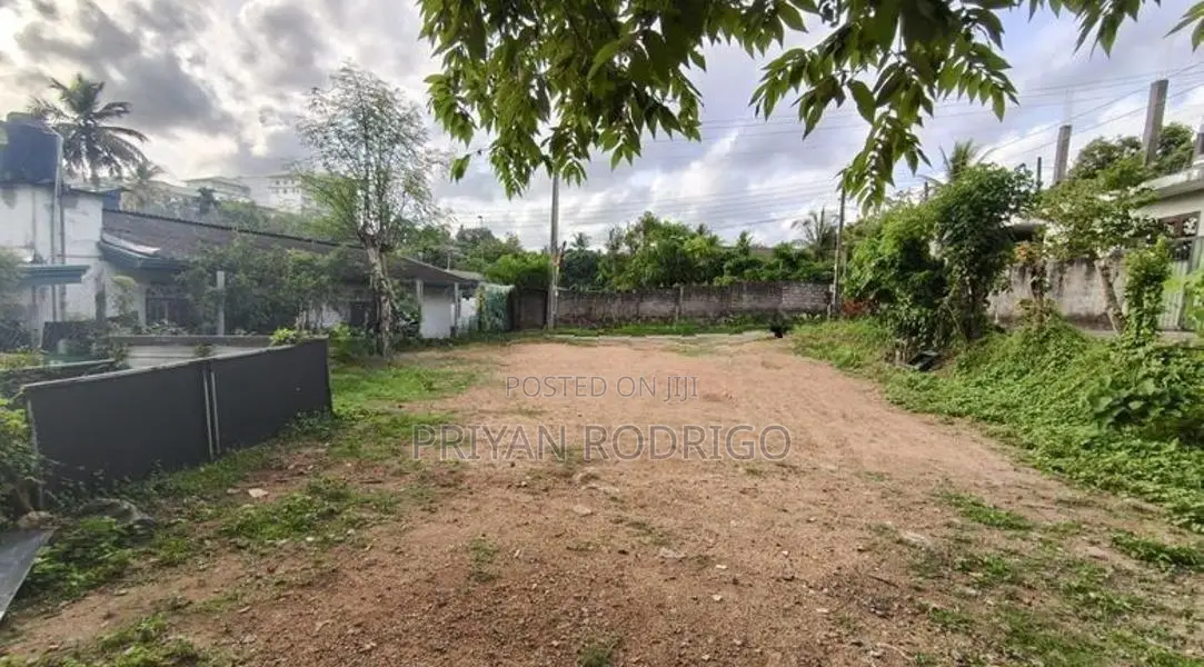 Malabe - Chandrika Kumaratunga Mw 15.75 Perches of Land for Sale