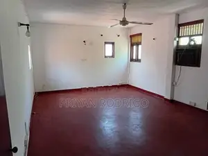Colombo 05 Park Road Roomed Commercial Facility for Rent