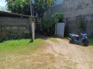 Colombo 07 Barnes Place Valuable 30.2 Perches of Land for immediate Sa