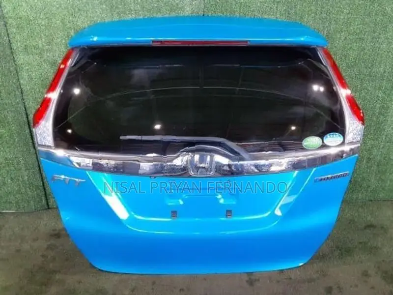 Honda Fit GP5 Dicky Door Panel