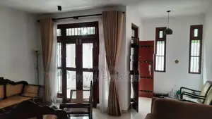 Battaramulla Pelawatta Robert Gunawardana Mawatha 04 BR House for Sale