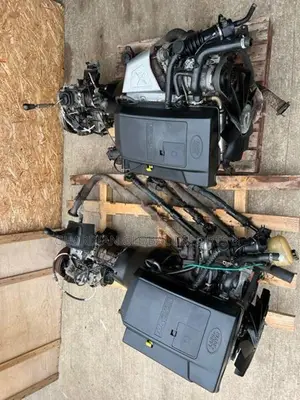 Land Rover Defender TD5 Engine & Manual Gearbox 2.5 Diesel 10P / 15P