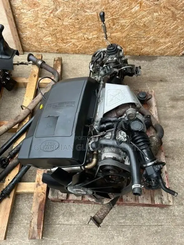 Land Rover Defender TD5 Engine & Manual Gearbox 2.5 Diesel 10P / 15P