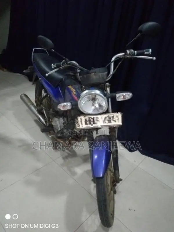 Bajaj Byk 2005