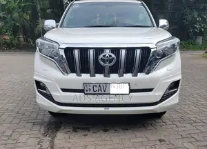 Toyota Land Cruiser Prado TRJ150 2015