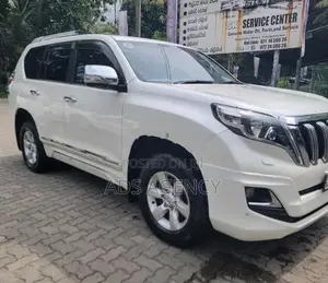 Toyota Land Cruiser Prado TRJ150 2015