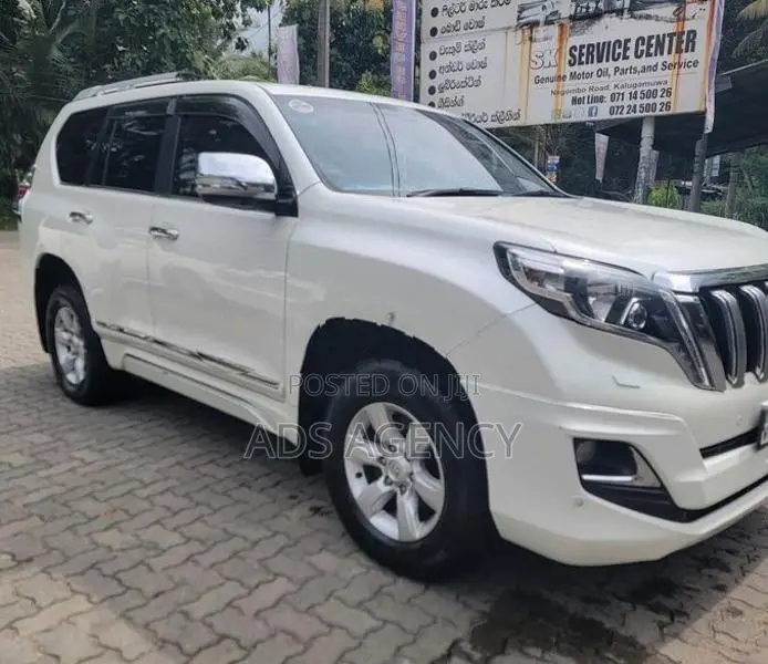 Toyota Land Cruiser Prado TRJ150 2015