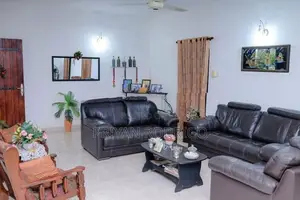 Piliyandala, Makuluduwa 04 Bed Room House on 40 Perches of Land for Sa