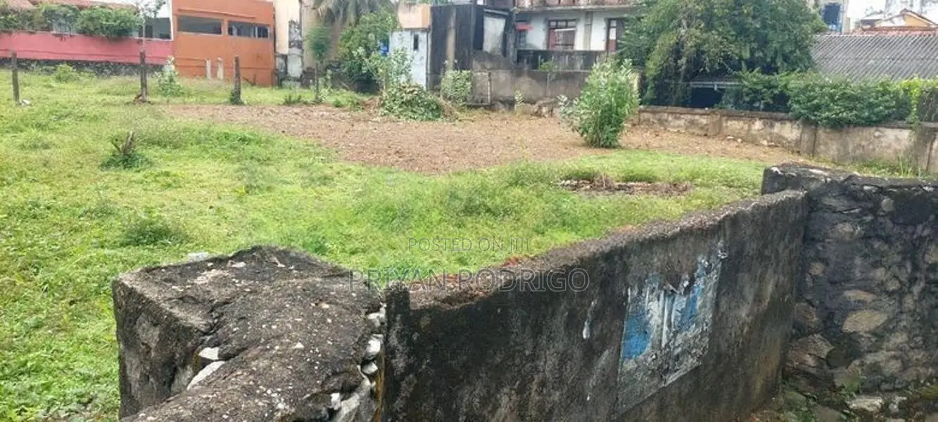 Colombo 08 Off Ananda Rajakaruna Mw 38.5 Perches of Land for Sale