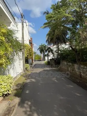 Nawala, 5th Lane 20 Perches of Valuable Land for Sale