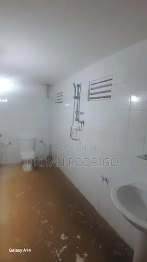 Homagama - Meegoda 04 Bed Room House on 10.65 Perches of Land for Sale