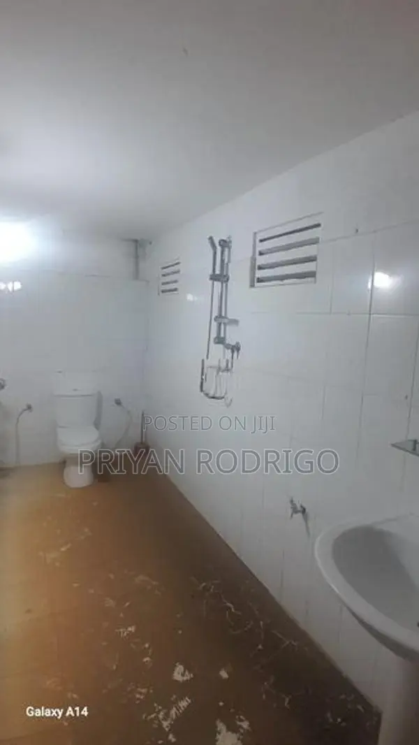 Homagama - Meegoda 04 Bed Room House on 10.65 Perches of Land for Sale