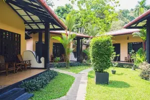 189 Perches Land with a Beautiful Luxury Villa for Sale in Unawatuna