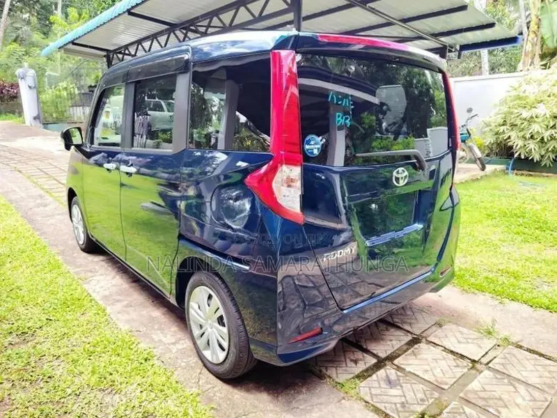 Toyota Roomy G 2023