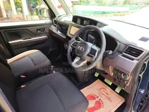 Toyota Roomy G 2023