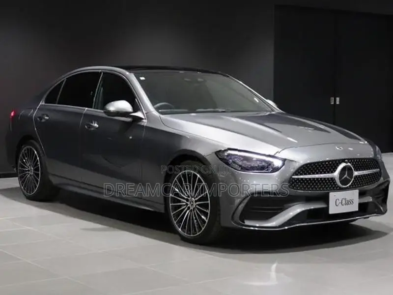 Mercedes Benz C200 AMGLine LUXURY 2025