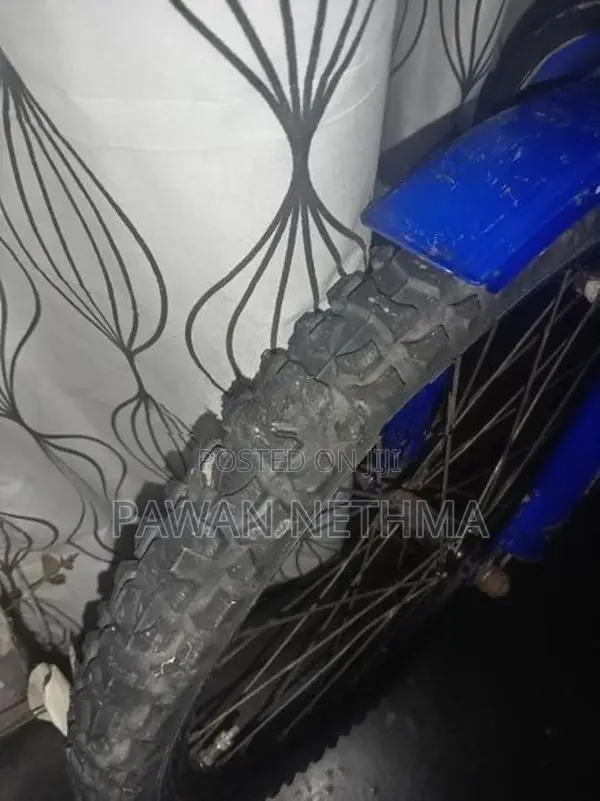 Tomahawk Kids Bicycle
