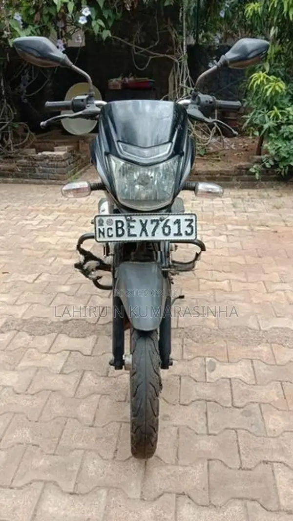 Bajaj Platina 100 ES 2017