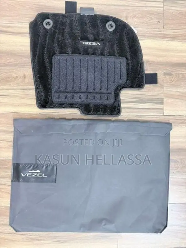 Honda Vezel Velvet Carpet