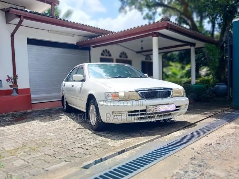 Nissan Sunny Super Saloon 1997