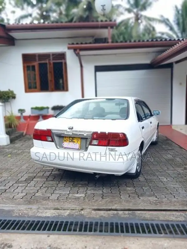 Nissan Sunny Super Saloon 1997
