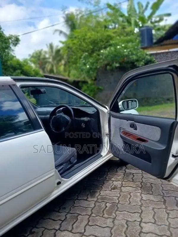 Nissan Sunny Super Saloon 1997