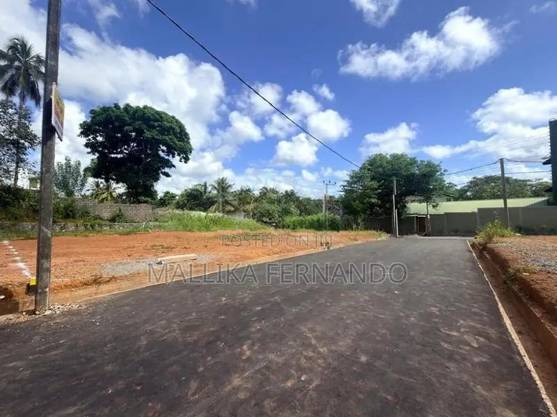 7 Perches Land For Sale In Dampe, Piliyandala