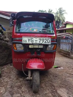 TVS King Three Wheeler 2010