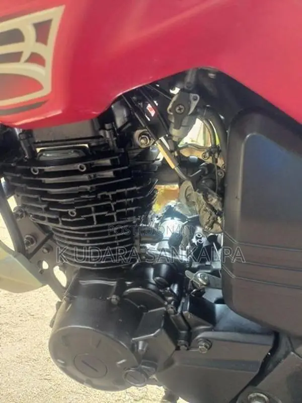 Yamaha FZ S v1 2014