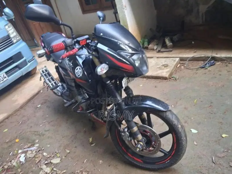 Bajaj Pulsar 180 2017