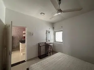 Single Storey 2 Bedroom House Rent In Colombo 4 - 4081U