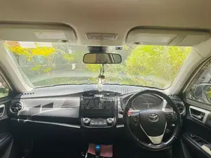 Toyota Axio 2015