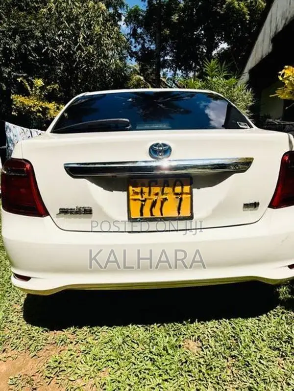 Toyota Axio 2015