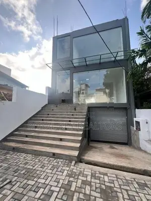 1,400 Sq ft Office Space for Rent in Maharagama