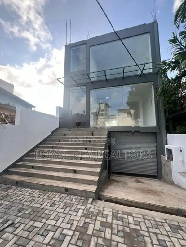 1,400 Sq ft Office Space for Rent in Maharagama