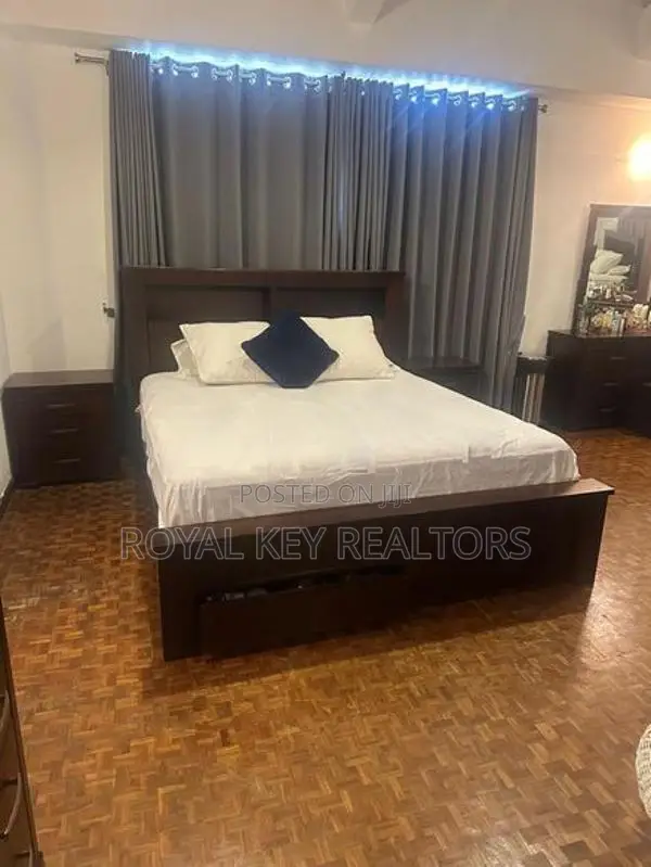 05 Bedroom - Furnished House for Rent In Colombo 07