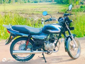 Bajaj CT100 2012